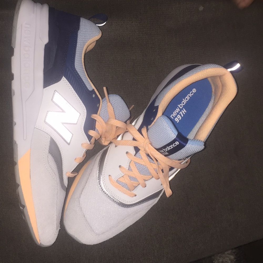 Women’s New Balance